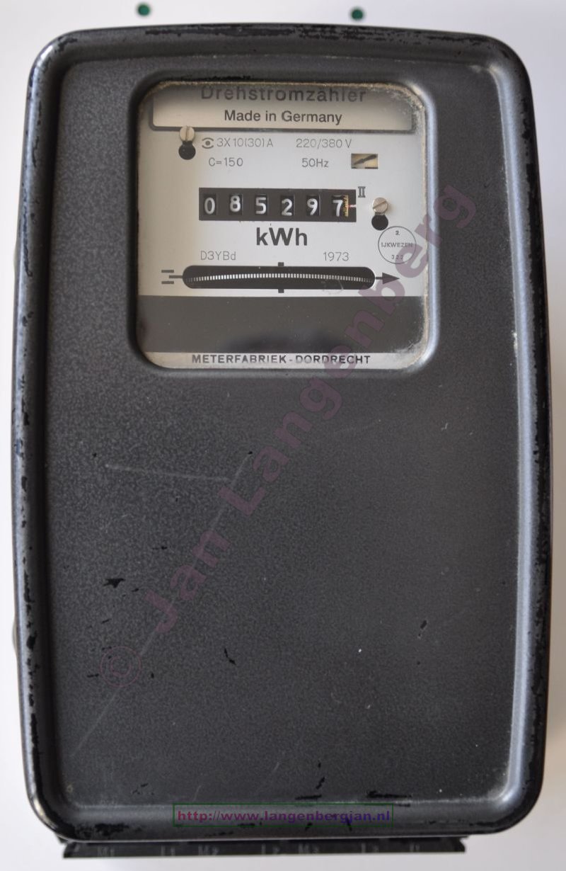 An old kwh meter from meterfabriek Dordrecht